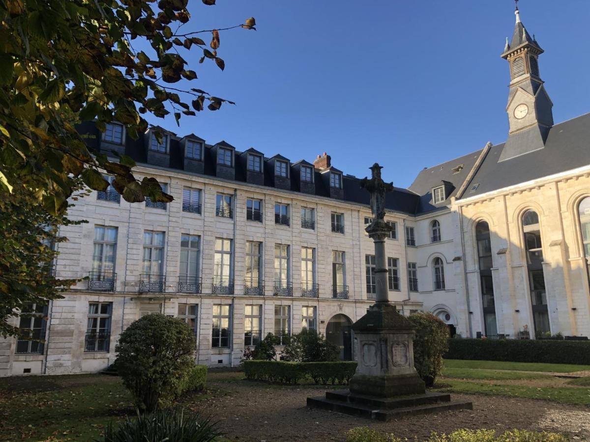 شقة Superbe T2 Avec Vue Sur Cour - Rouen Centre المظهر الخارجي الصورة